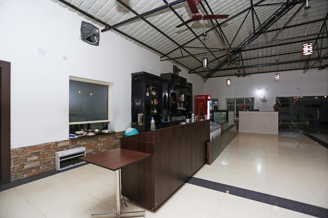 Oyo 26670 The Ranch Hotel Puri Ngoại thất bức ảnh