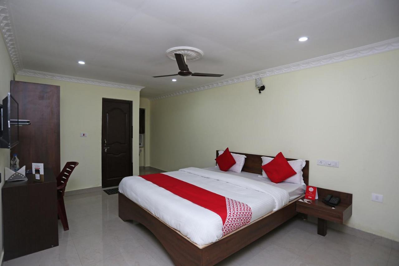 Oyo 26670 The Ranch Hotel Puri Ngoại thất bức ảnh
