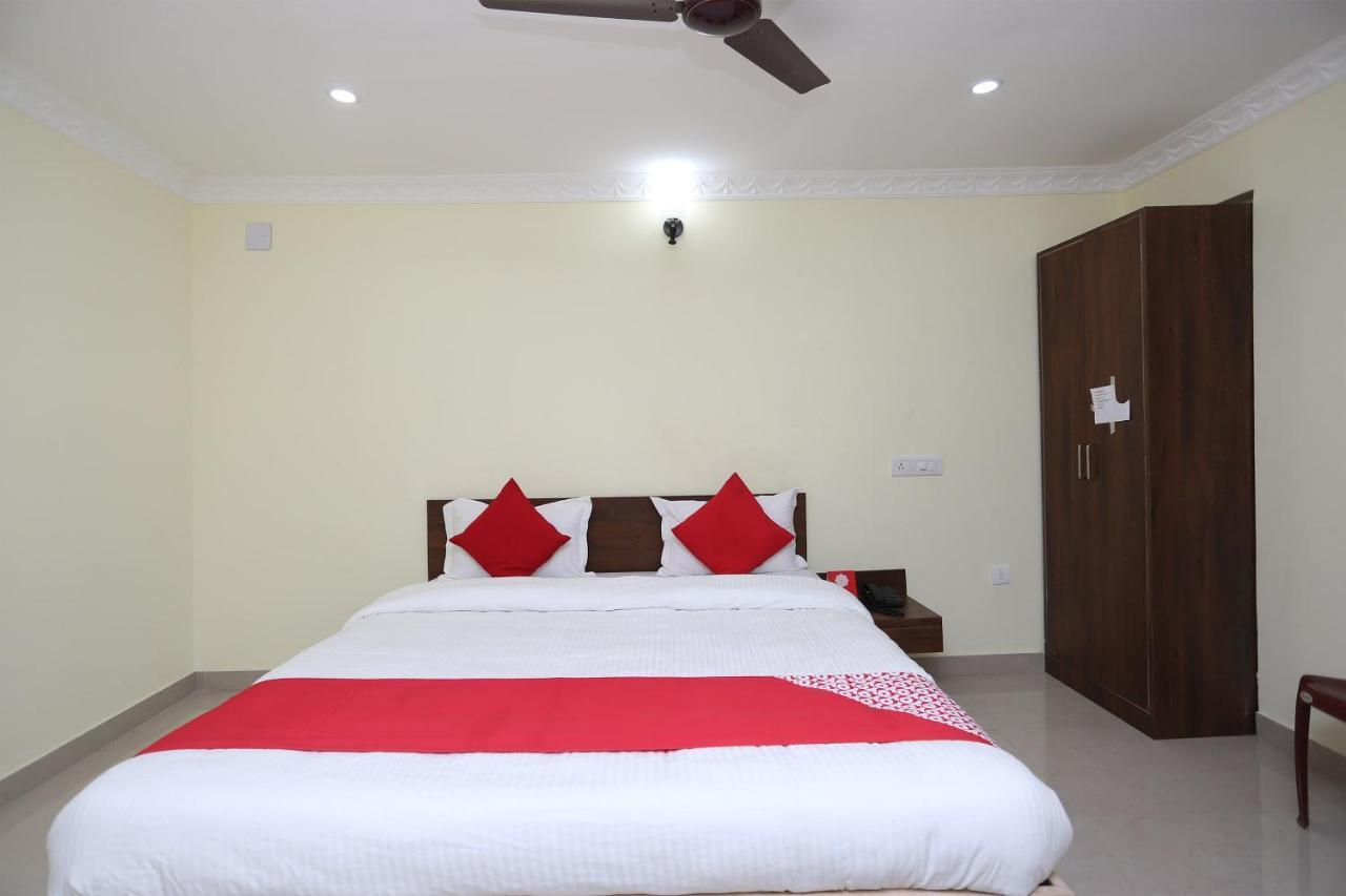 Oyo 26670 The Ranch Hotel Puri Ngoại thất bức ảnh